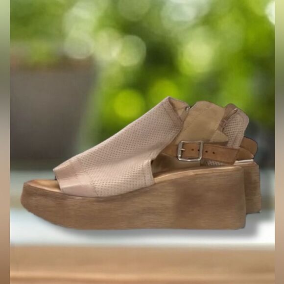 Miz Mooz Giselle Pearl Leather Ankle Strap Sandal Wedge Heels EUR 39 US 8.5 - 9 - Picture 4 of 10